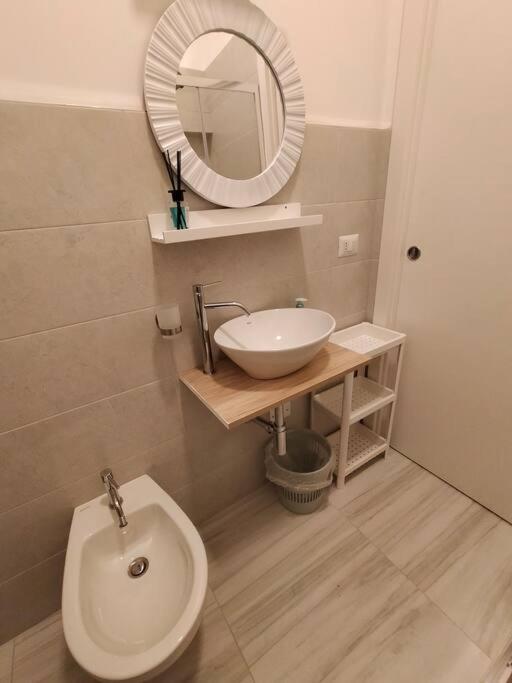 Aura Apartment Bari Bagian luar foto