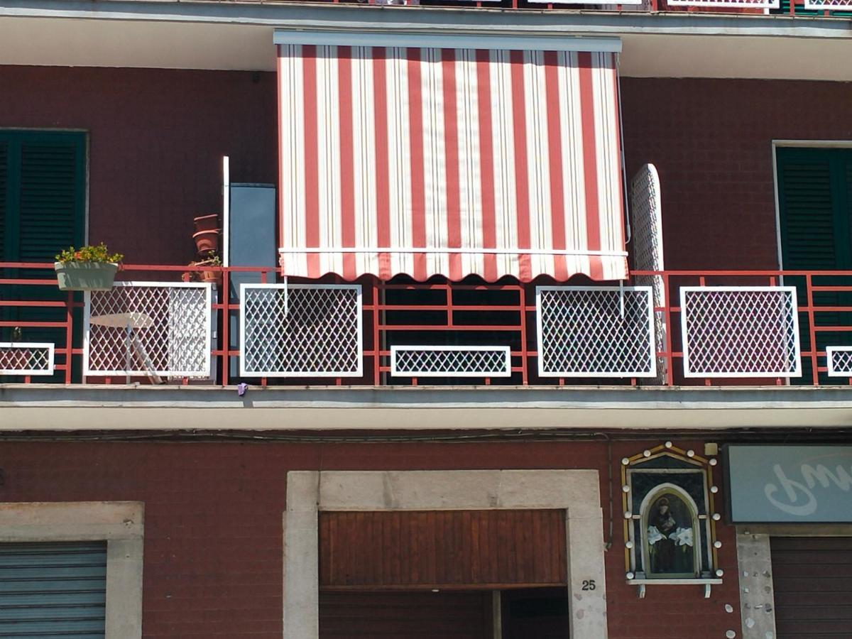 Aura Apartment Bari Bagian luar foto